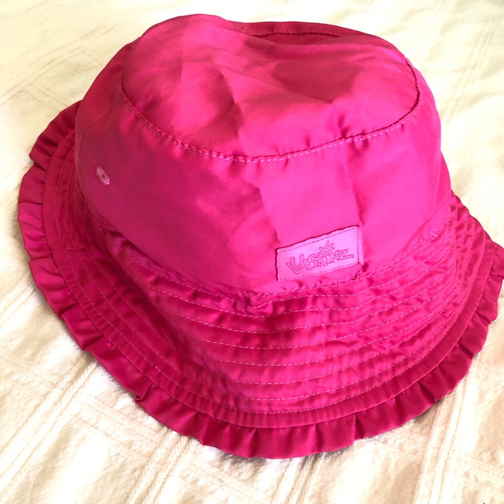 UV Skinz Pink Bucket Hat size 7